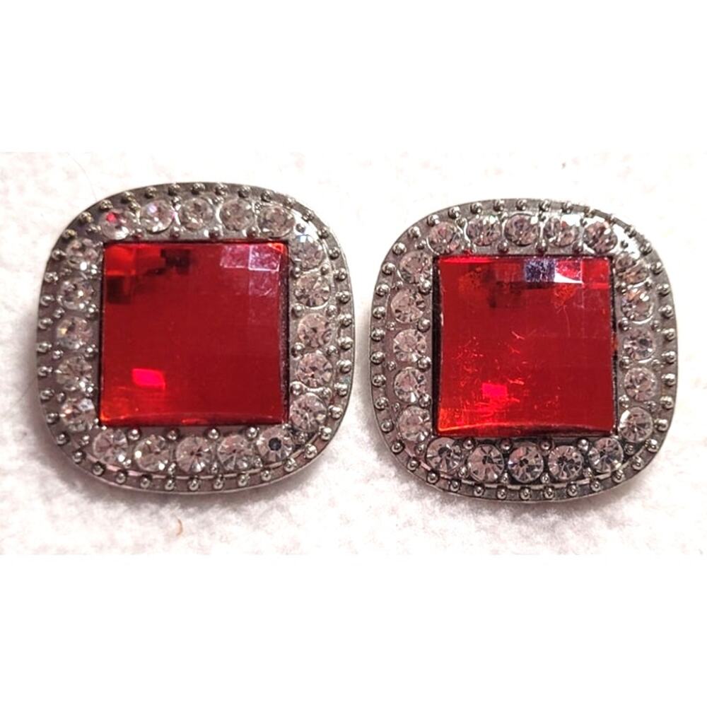 Vintage Red Rhinestone Clip On Earrings Silver Tone Textured Square Cushion Cut